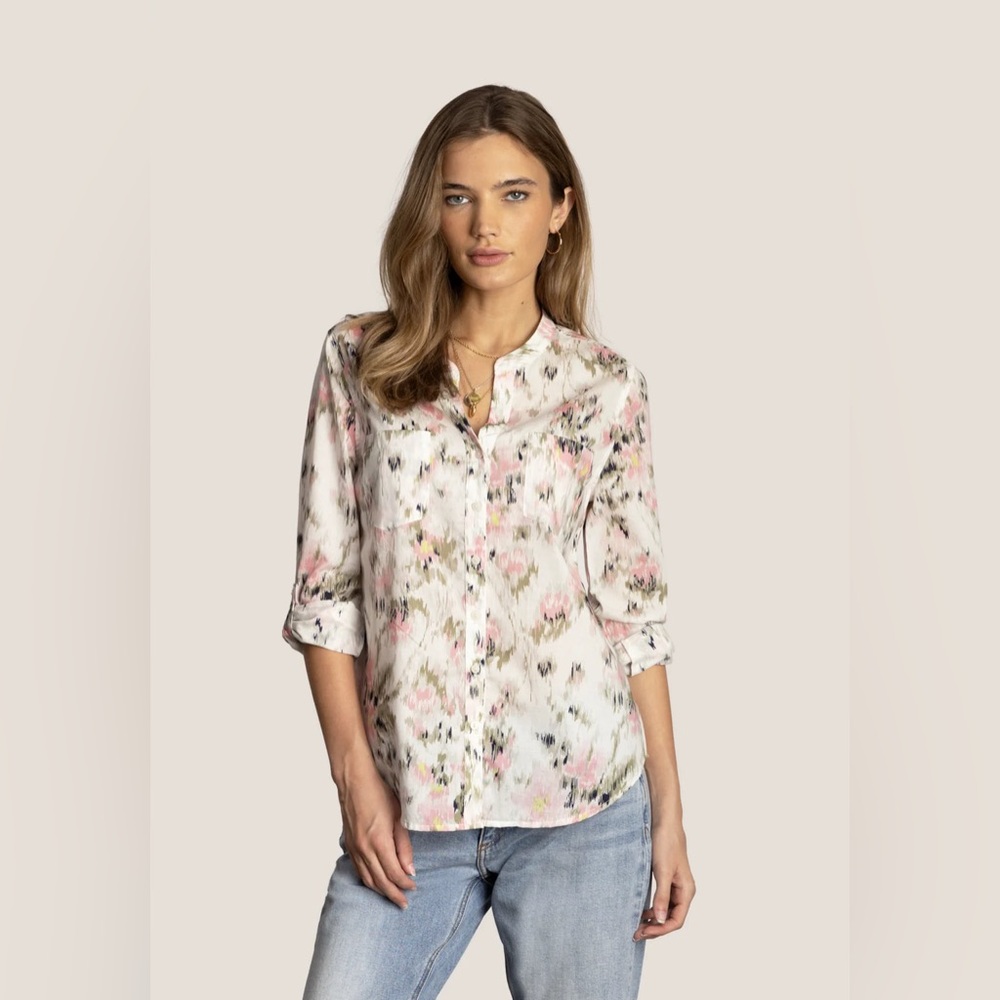 Dylan Grace Cream Blouse with Cuffed Sleeves and Mandarin Collar M‎